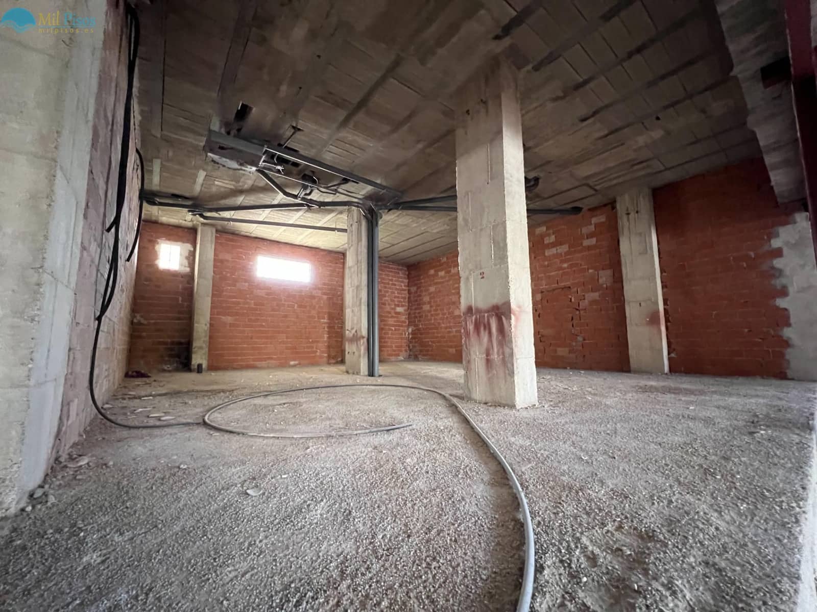 Commercieel te huur in Benidorm - € 2.500 (Ref: 7443014)