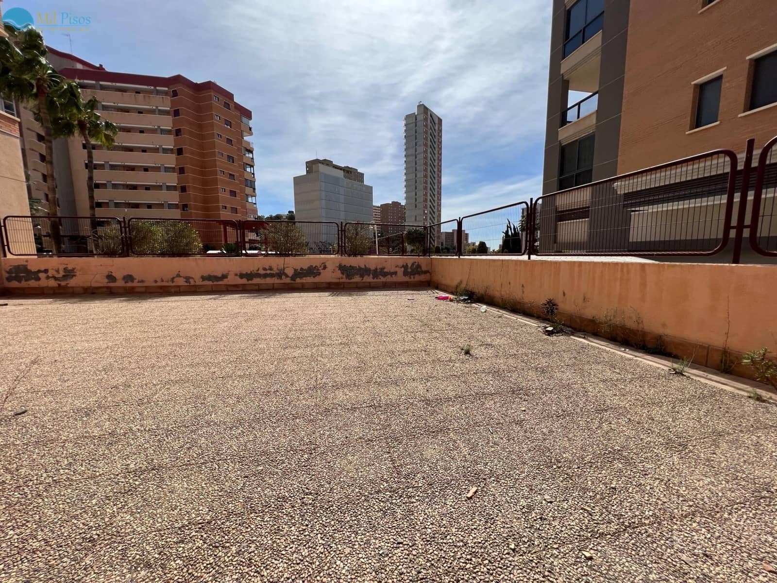 Commercieel te huur in Benidorm - € 2.500 (Ref: 7443014)