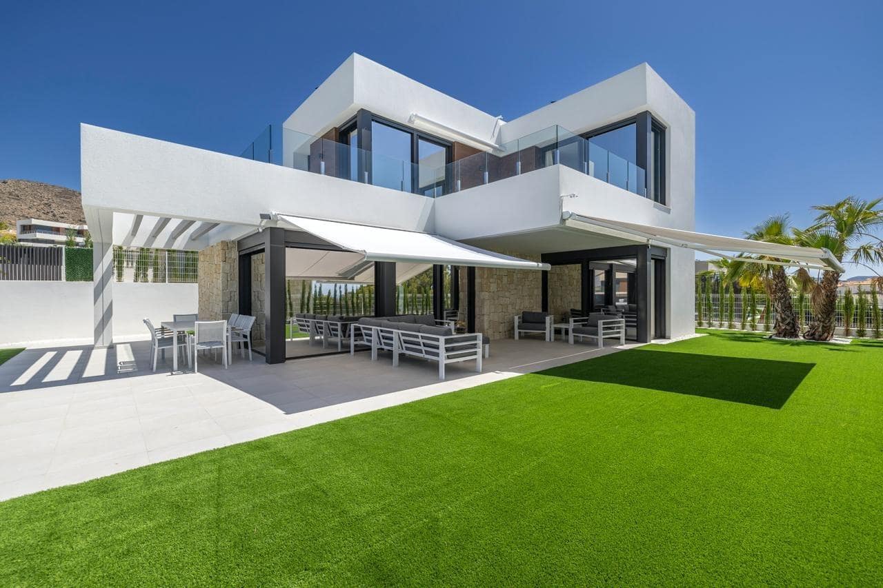 Chalet de 5 habitaciones en Finestrat en venta con piscina garaje - 1.090.000 € (Ref: 7718191)