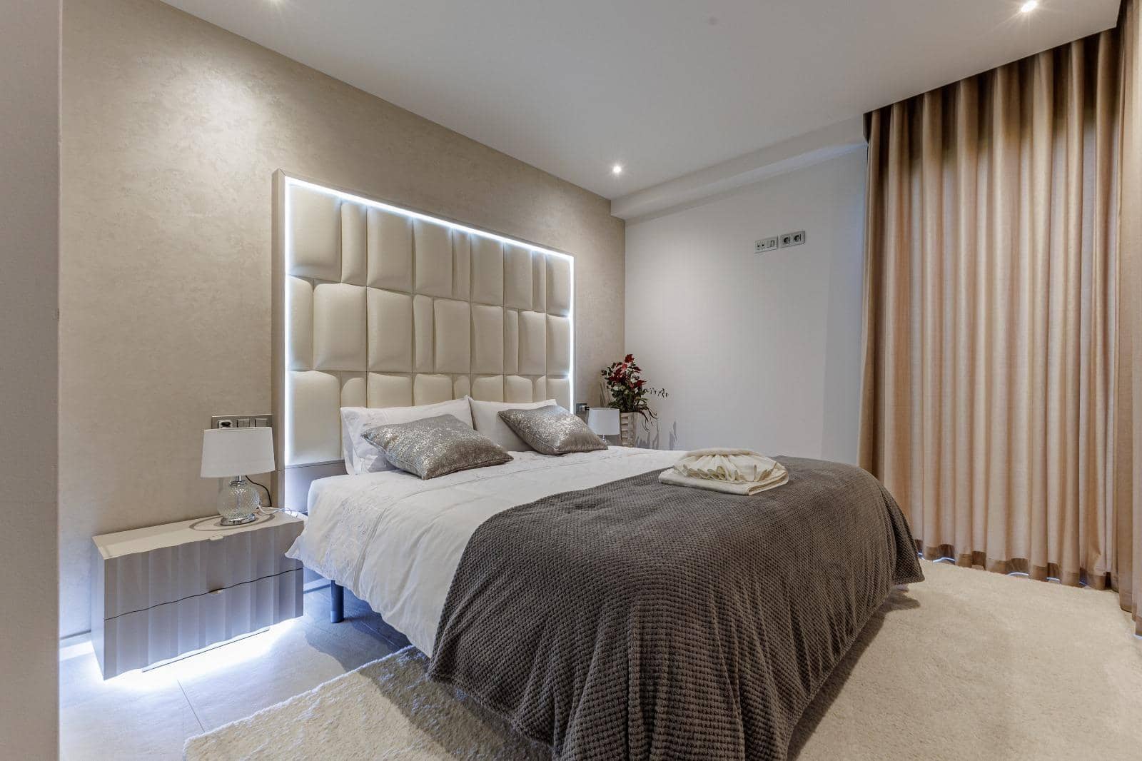 Chalet de 5 habitaciones en Finestrat en venta con piscina garaje - 1.090.000 € (Ref: 7718191)