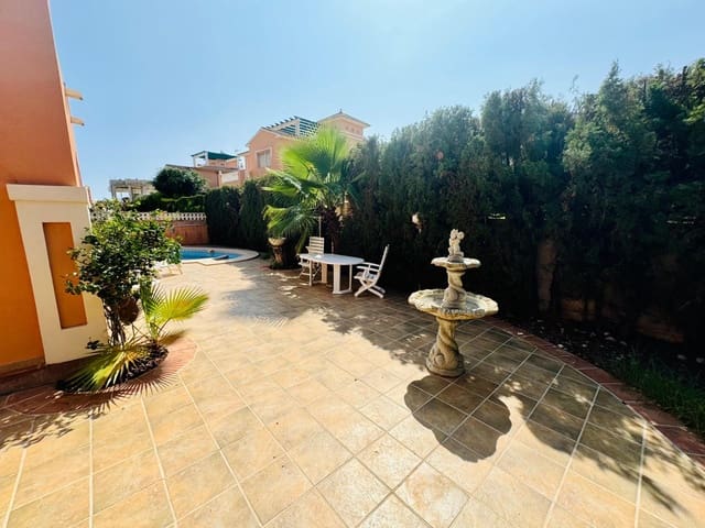 Chalet de 4 habitaciones en Albir, Alfaz del Pi / L'Alfàs del Pi en venta con piscina garaje - 685.000 € (Ref: 8514627)