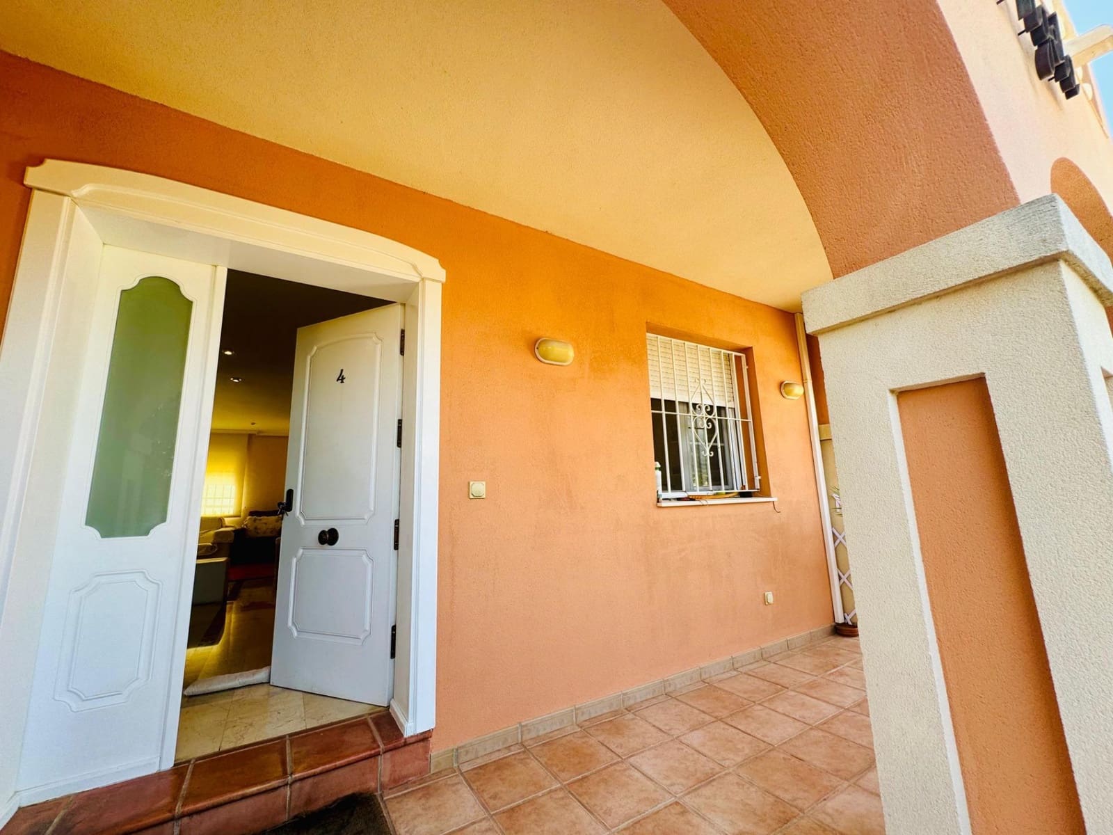 4 bedroom Villa for sale in Albir with pool garage - € 685,000 (Ref: 8514627)