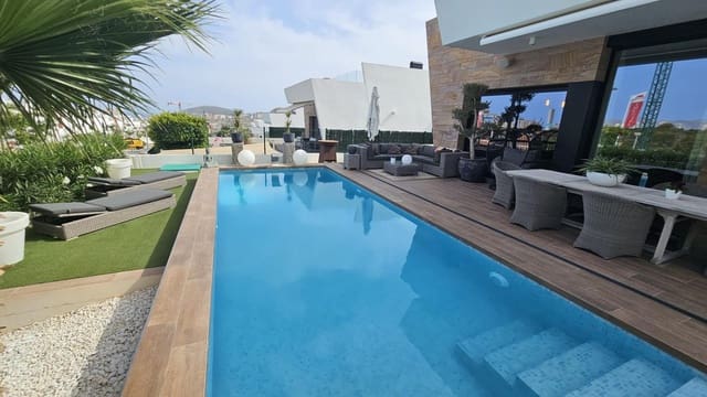 2 Zimmer Villa zu verkaufen in Finestrat mit Pool - 680.000 € (Ref: 9321995)