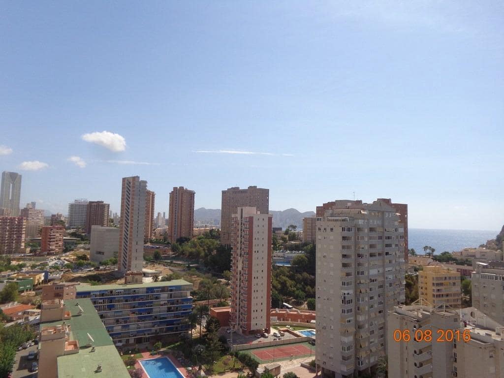 1 bedroom Apartment for sale in La Villajoyosa / Vila Joiosa with pool - € 220,000 (Ref: 9321996)
