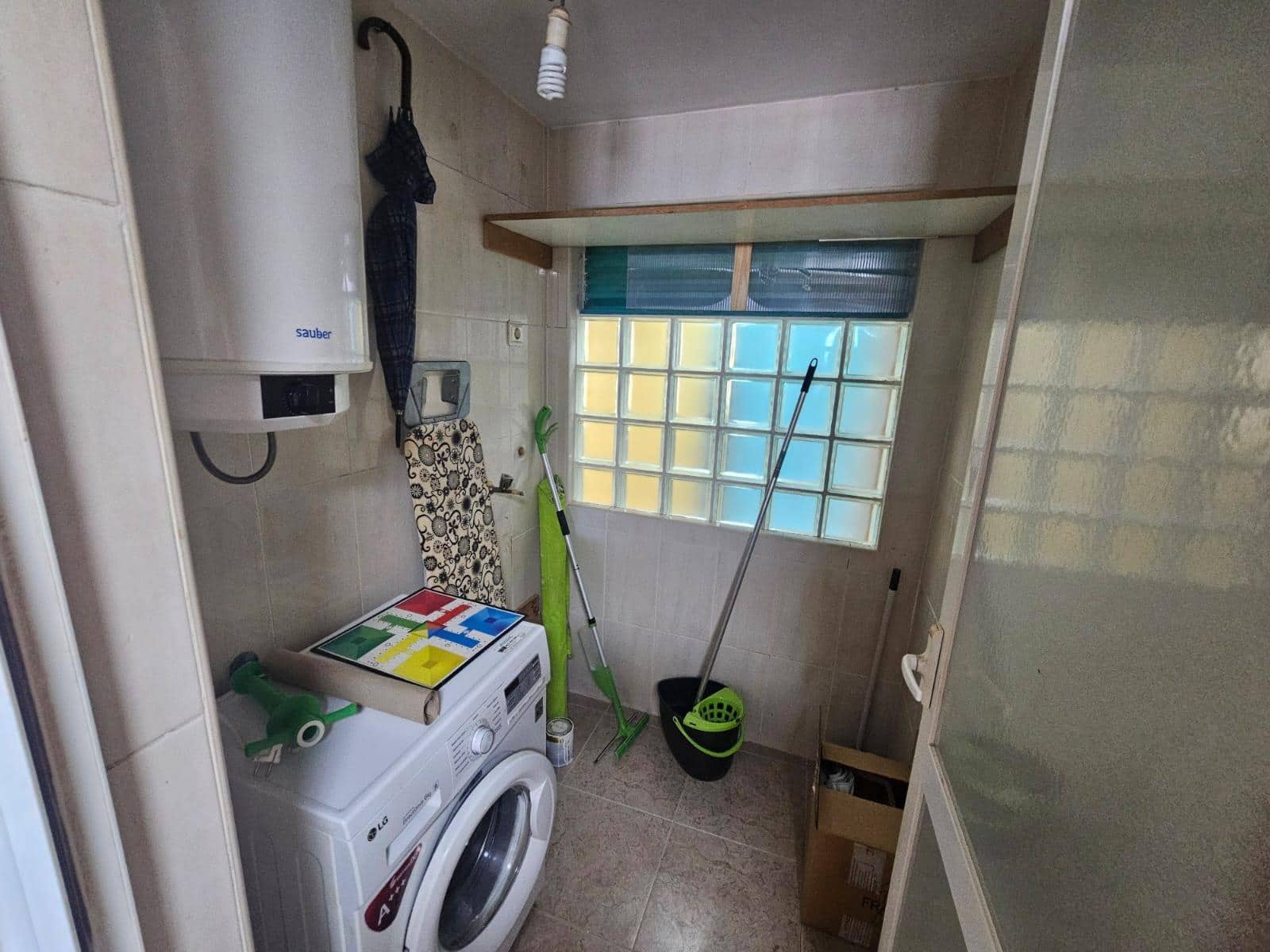 2 bedroom Apartment for sale in La Villajoyosa / Vila Joiosa with pool - € 240,000 (Ref: 9321996)