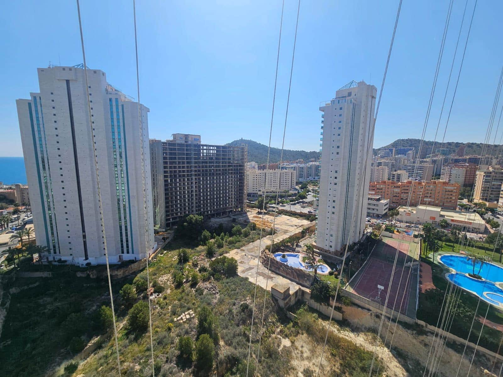 2 bedroom Apartment for sale in La Villajoyosa / Vila Joiosa with pool - € 240,000 (Ref: 9321996)