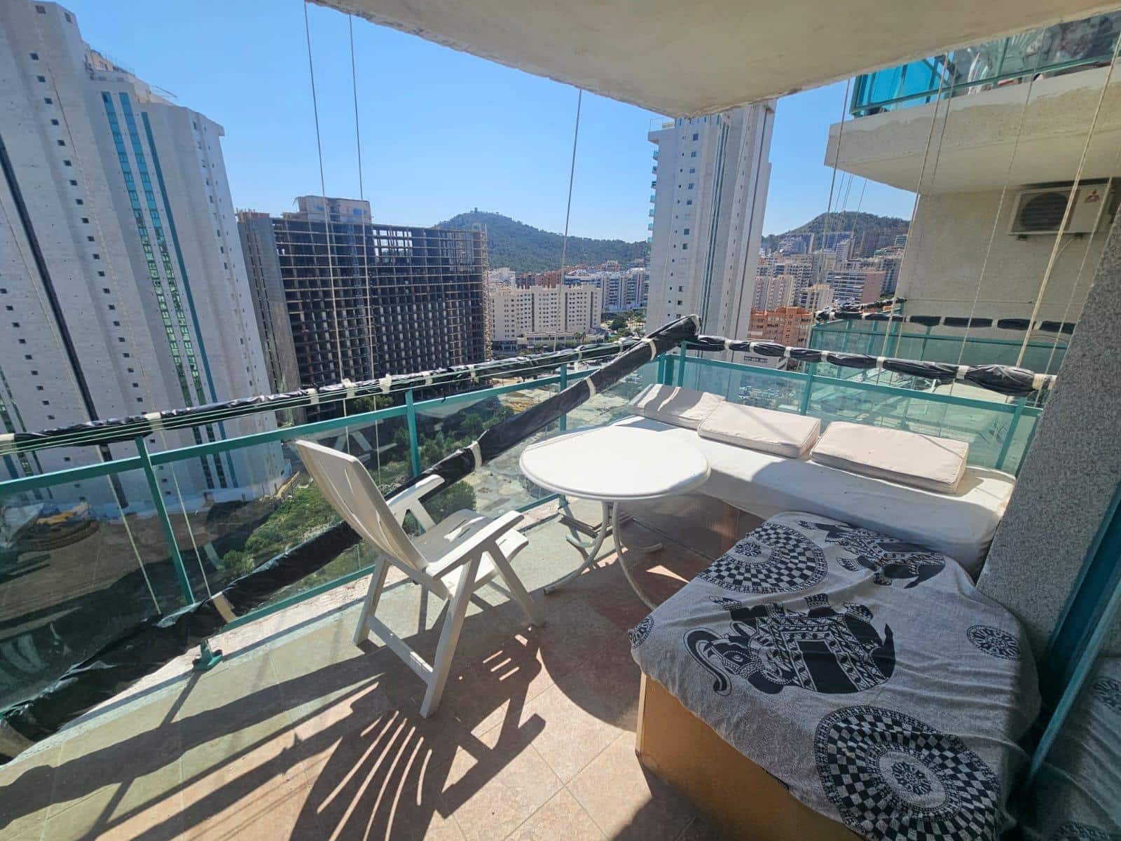 2 bedroom Apartment for sale in La Villajoyosa / Vila Joiosa with pool - € 240,000 (Ref: 9321996)