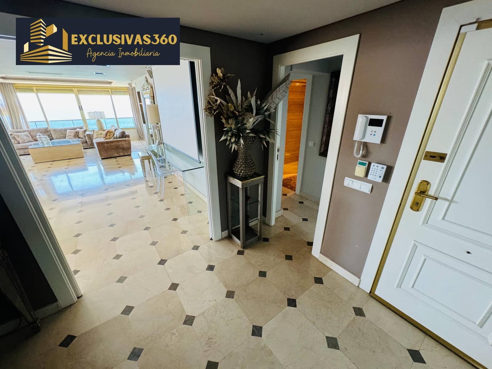 3 sovrum Lägenhet till salu i Benidorm med pool garage - 850 000 € (Ref: 9321997)