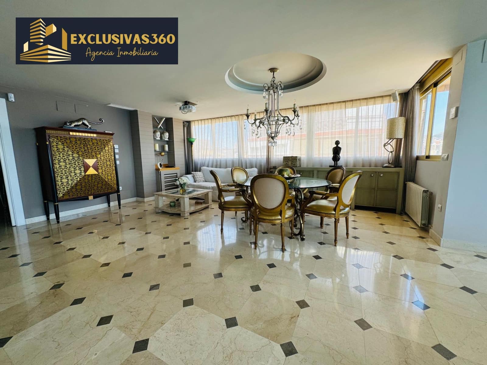 3 sovrum Lägenhet till salu i Benidorm med pool garage - 850 000 € (Ref: 9321997)