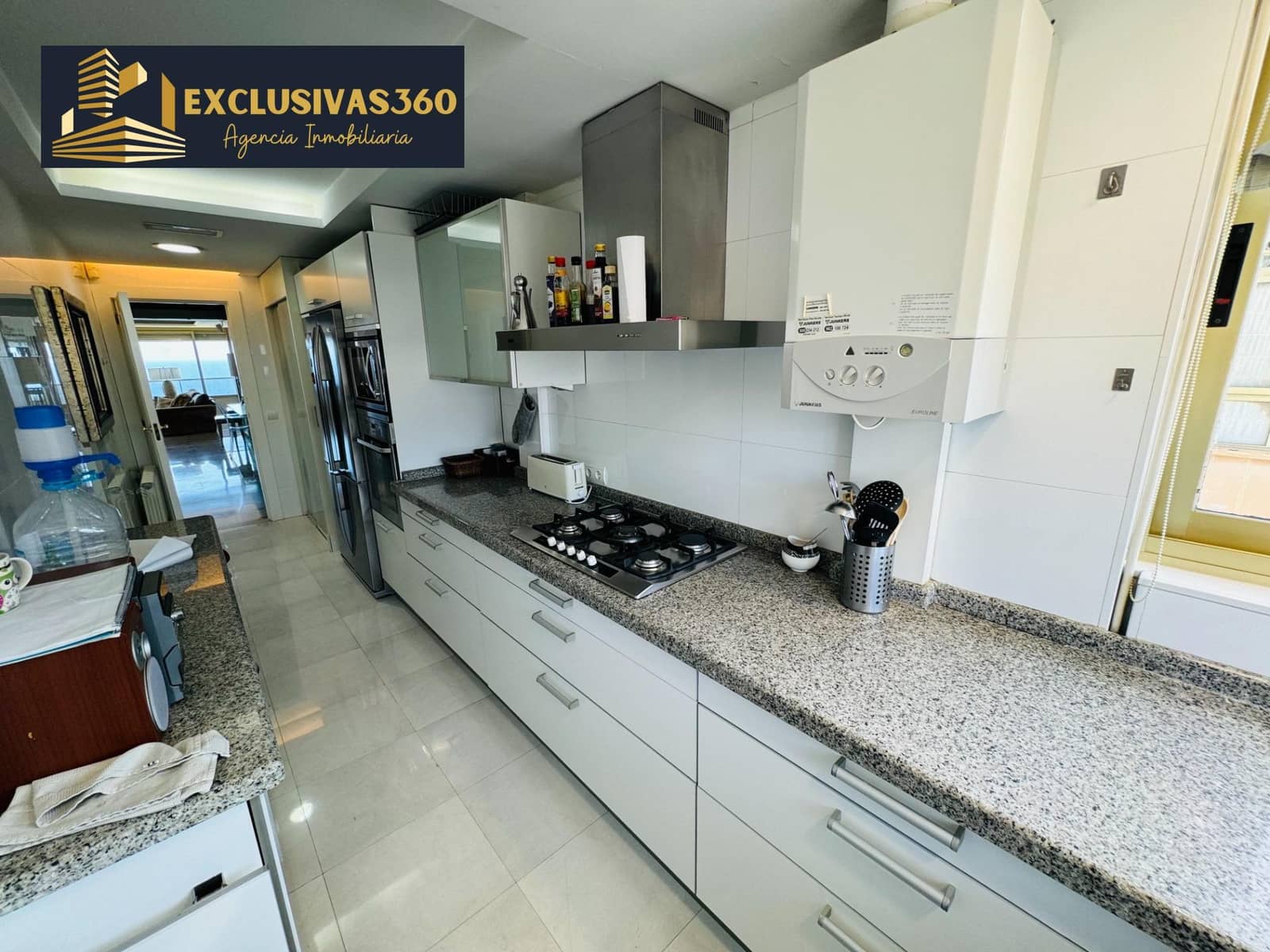 3 sovrum Lägenhet till salu i Benidorm med pool garage - 850 000 € (Ref: 9321997)