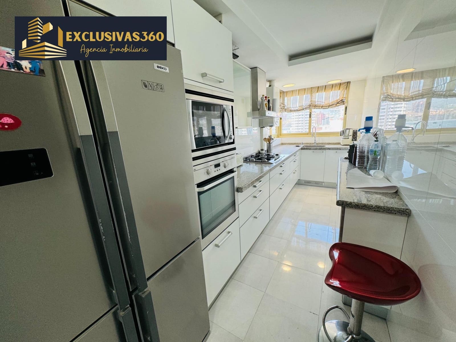 3 sovrum Lägenhet till salu i Benidorm med pool garage - 850 000 € (Ref: 9321997)