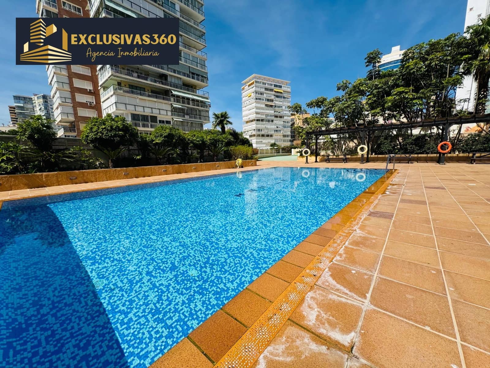 3 sovrum Lägenhet till salu i Benidorm med pool garage - 850 000 € (Ref: 9321997)