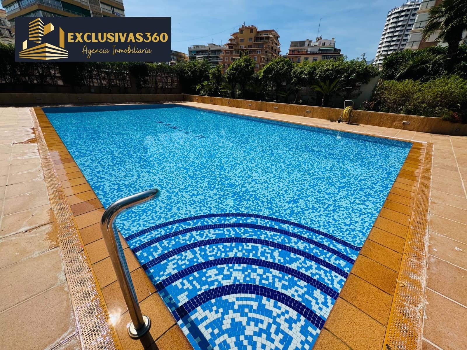 3 sovrum Lägenhet till salu i Benidorm med pool garage - 850 000 € (Ref: 9321997)