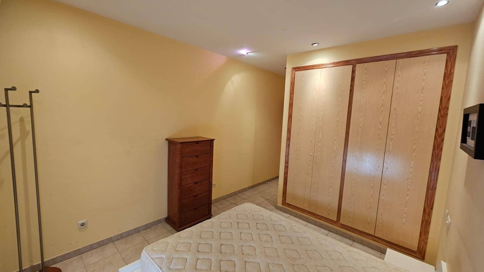 3 bedroom Apartment for sale in Benidorm with pool - € 295,000 (Ref: 9322593)