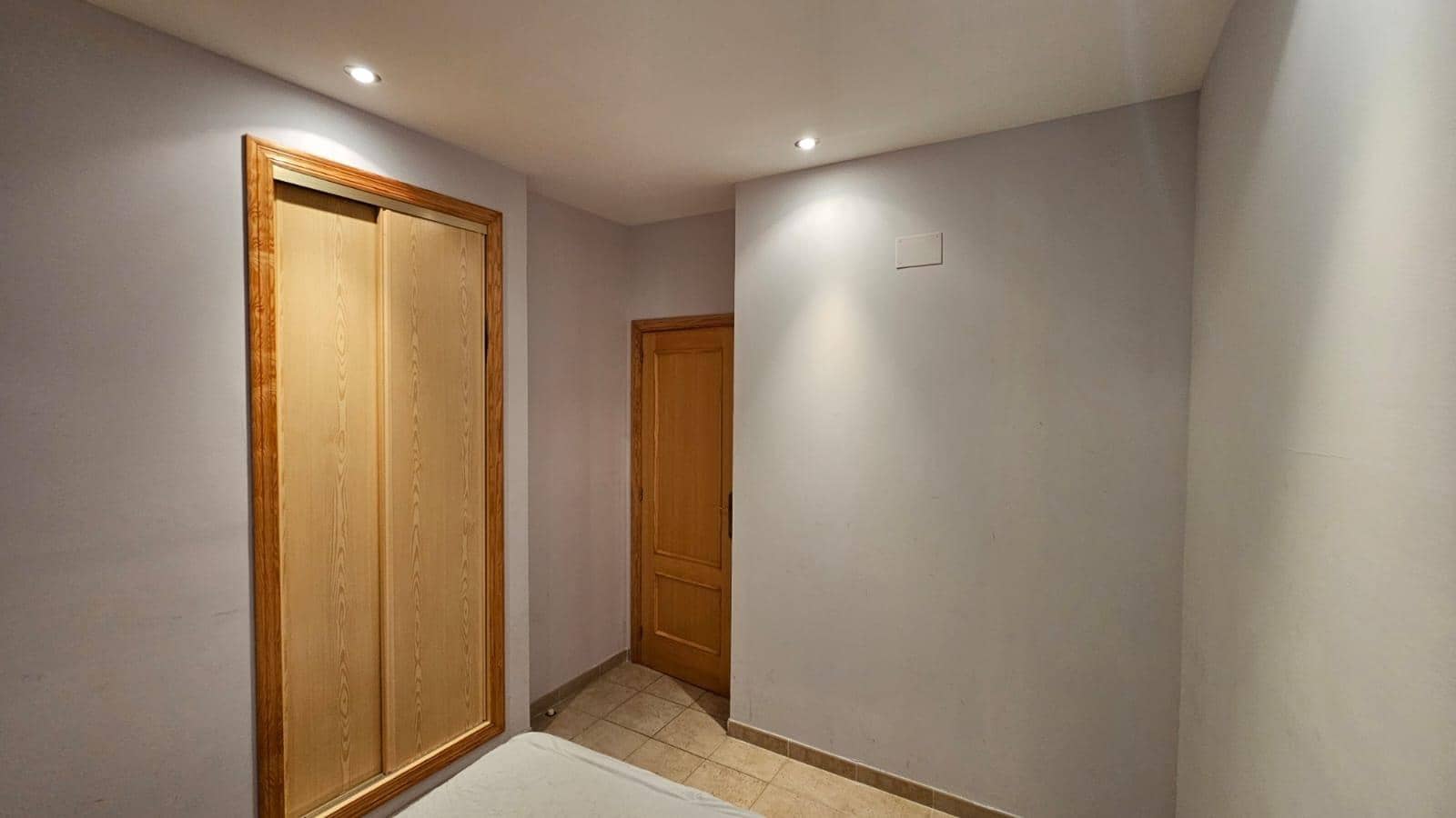 3 bedroom Apartment for sale in Benidorm with pool - € 295,000 (Ref: 9322593)