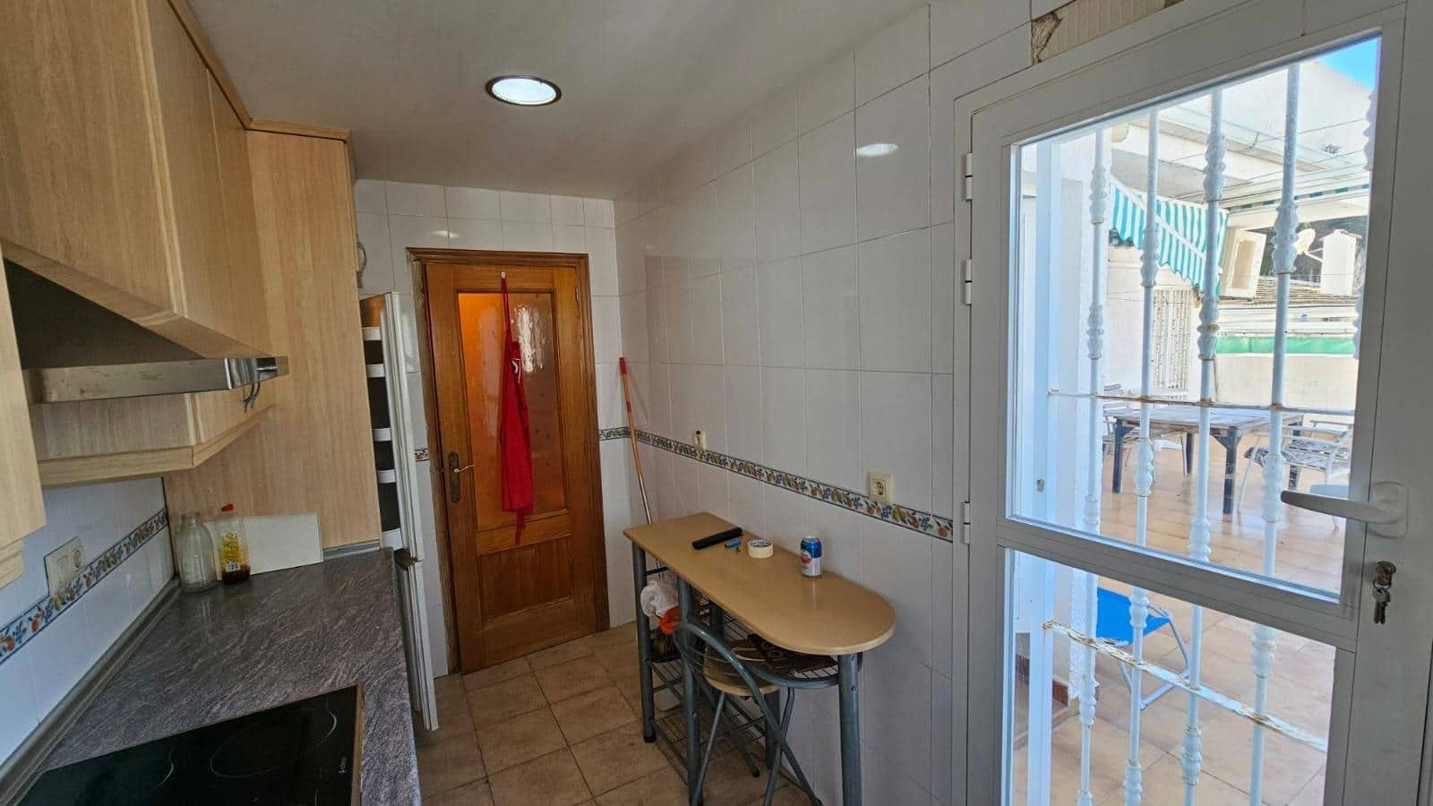 3 bedroom Apartment for sale in Benidorm with pool - € 295,000 (Ref: 9322593)