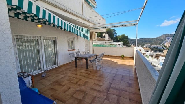 Apartamento de 3 habitaciones en Benidorm en venta con piscina - 295.000 € (Ref: 9322593)