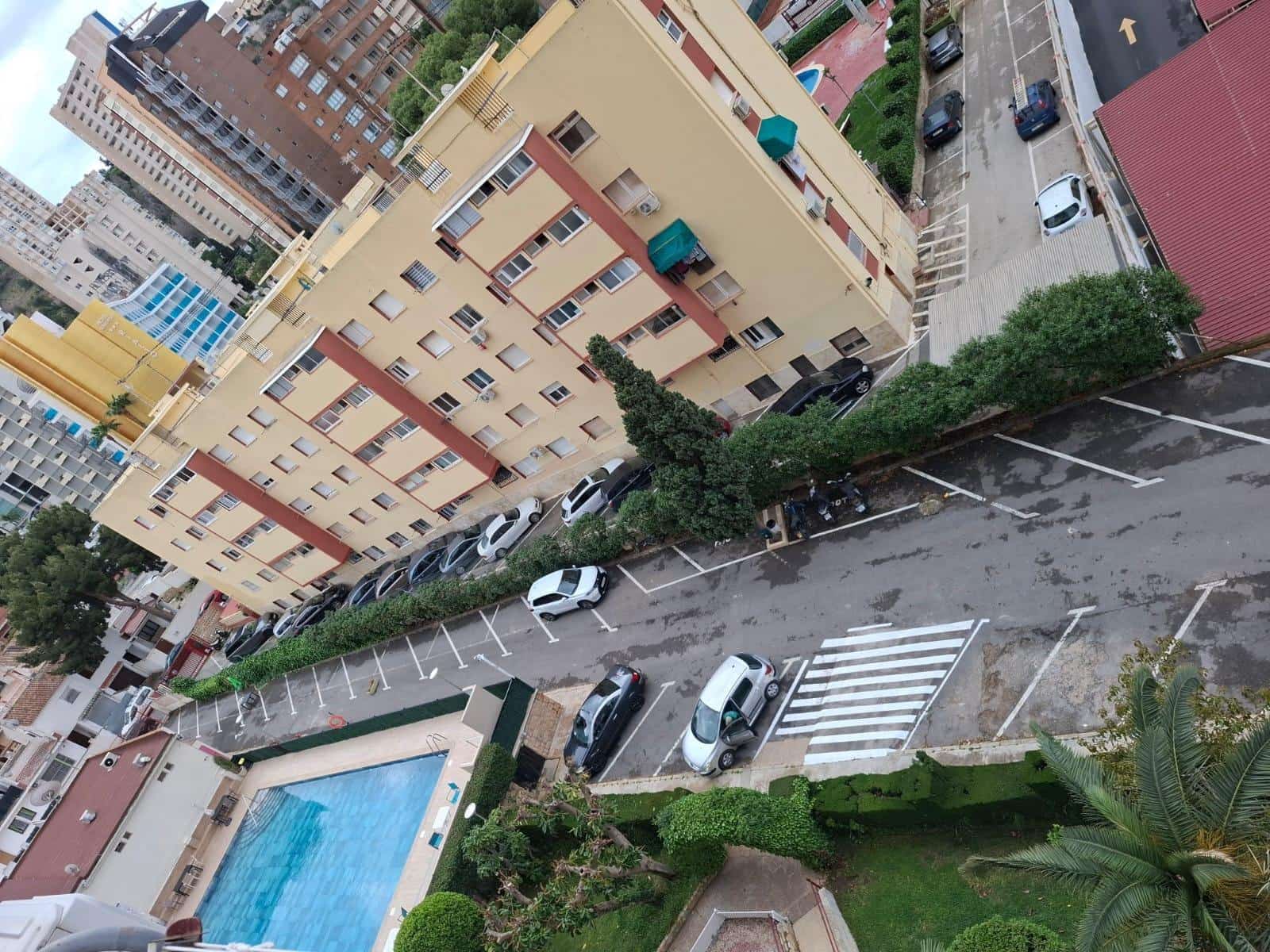 2 slaapkamer Appartement te koop in Benidorm met zwembad garage - € 217.000 (Ref: 9773173)