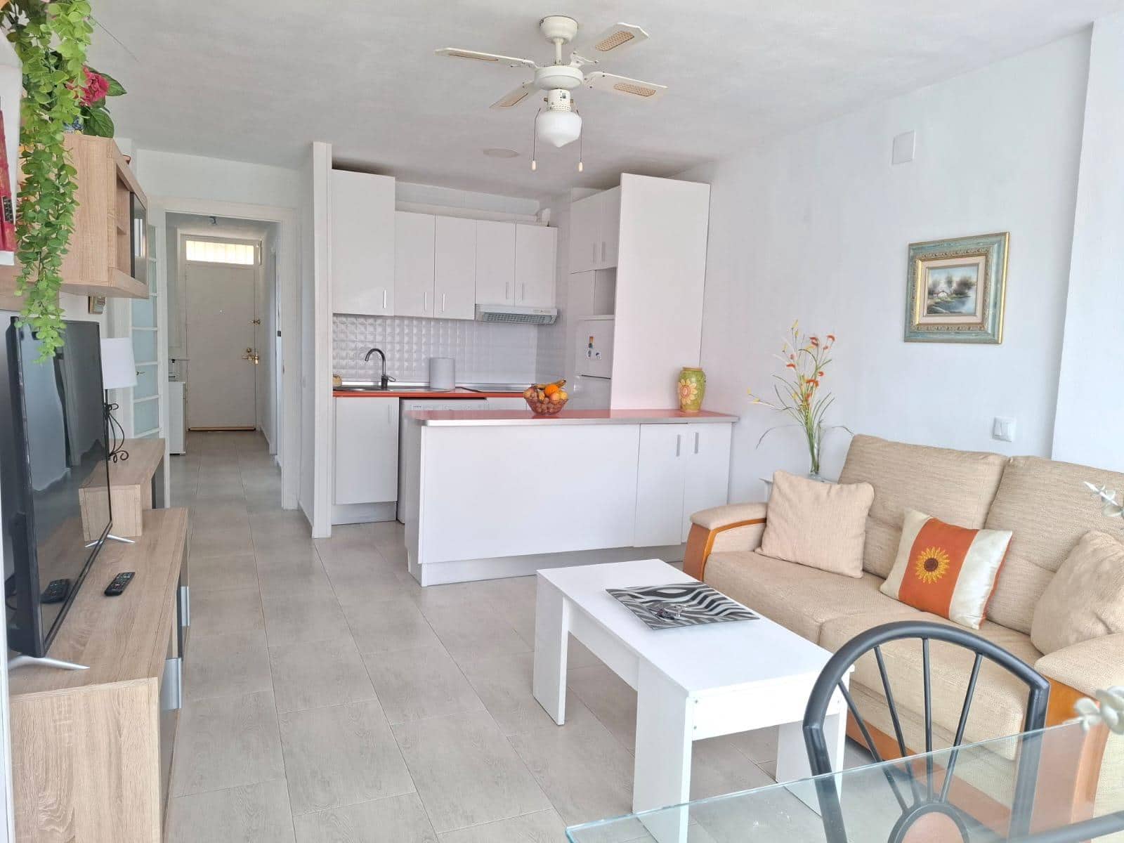 Apartamento de 2 habitaciones en Benidorm en venta con piscina garaje - 217.000 € (Ref: 9773174)