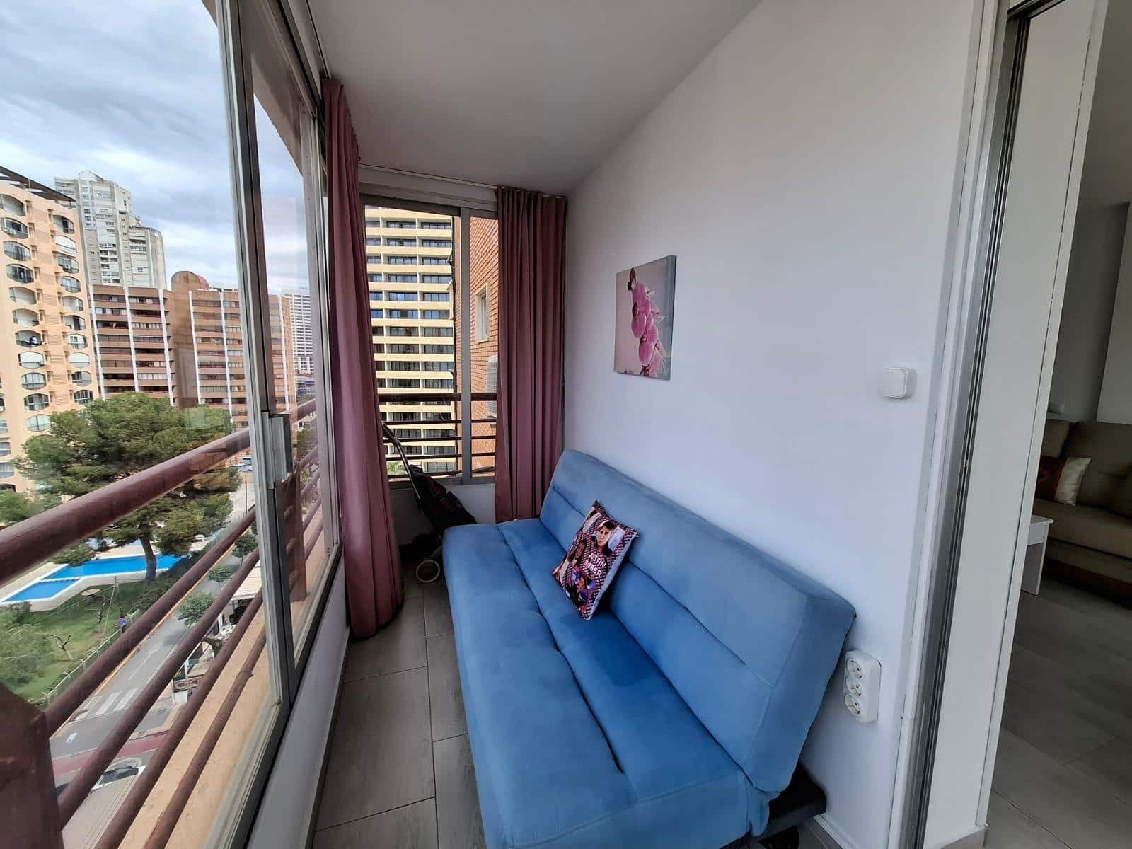 Apartamento de 2 habitaciones en Benidorm en venta con piscina garaje - 217.000 € (Ref: 9773174)