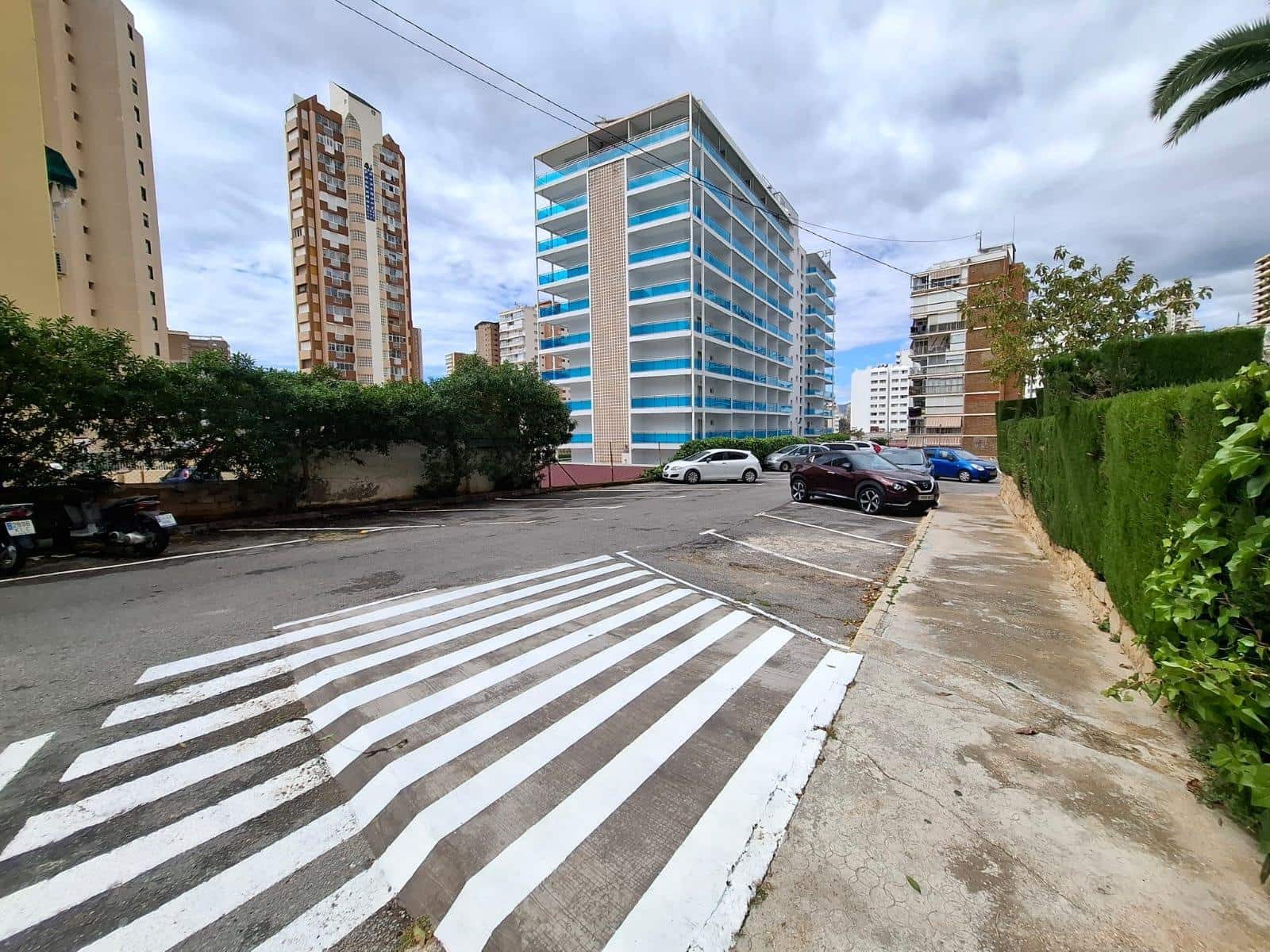 Apartamento de 2 habitaciones en Benidorm en venta con piscina garaje - 217.000 € (Ref: 9773174)