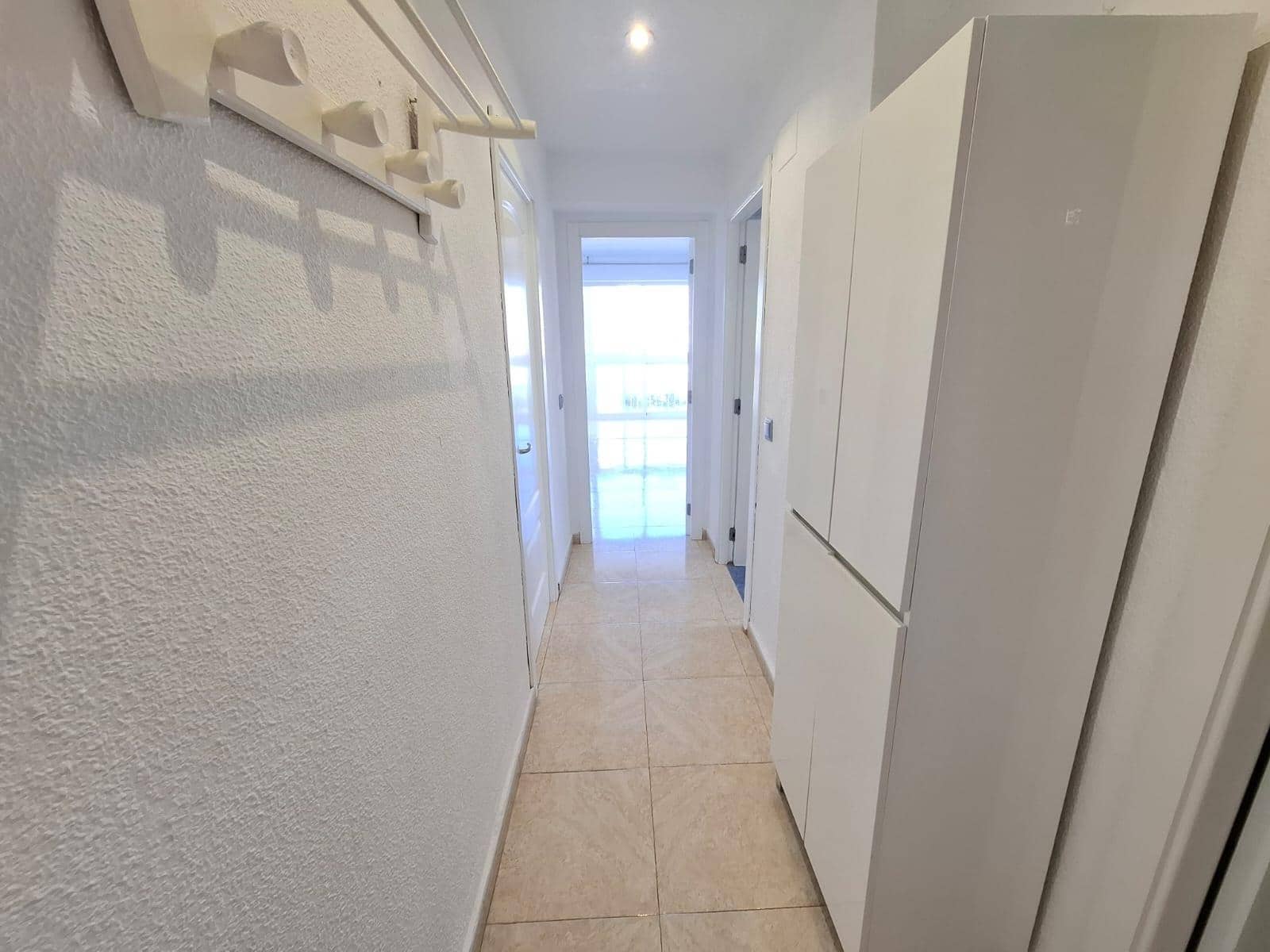 2 slaapkamer Appartement te huur in Benidorm met garage - € 1.200 (Ref: 9778270)