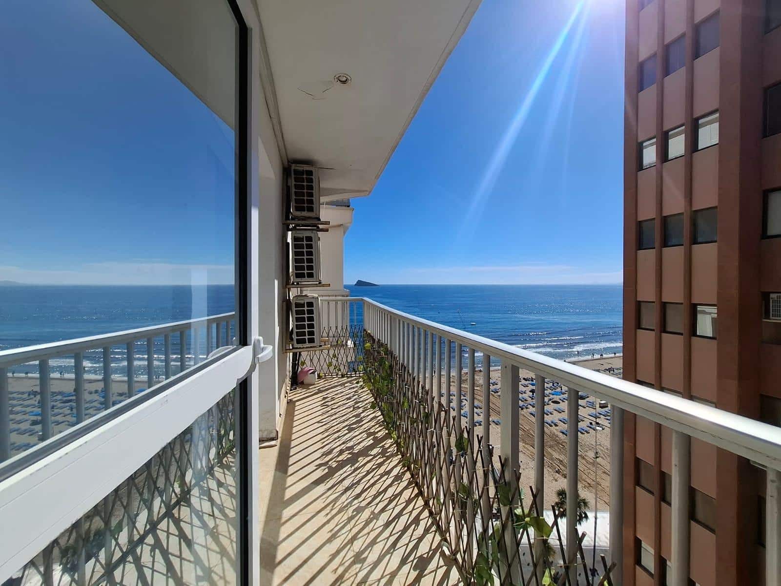 2 slaapkamer Appartement te huur in Benidorm met garage - € 1.200 (Ref: 9778270)