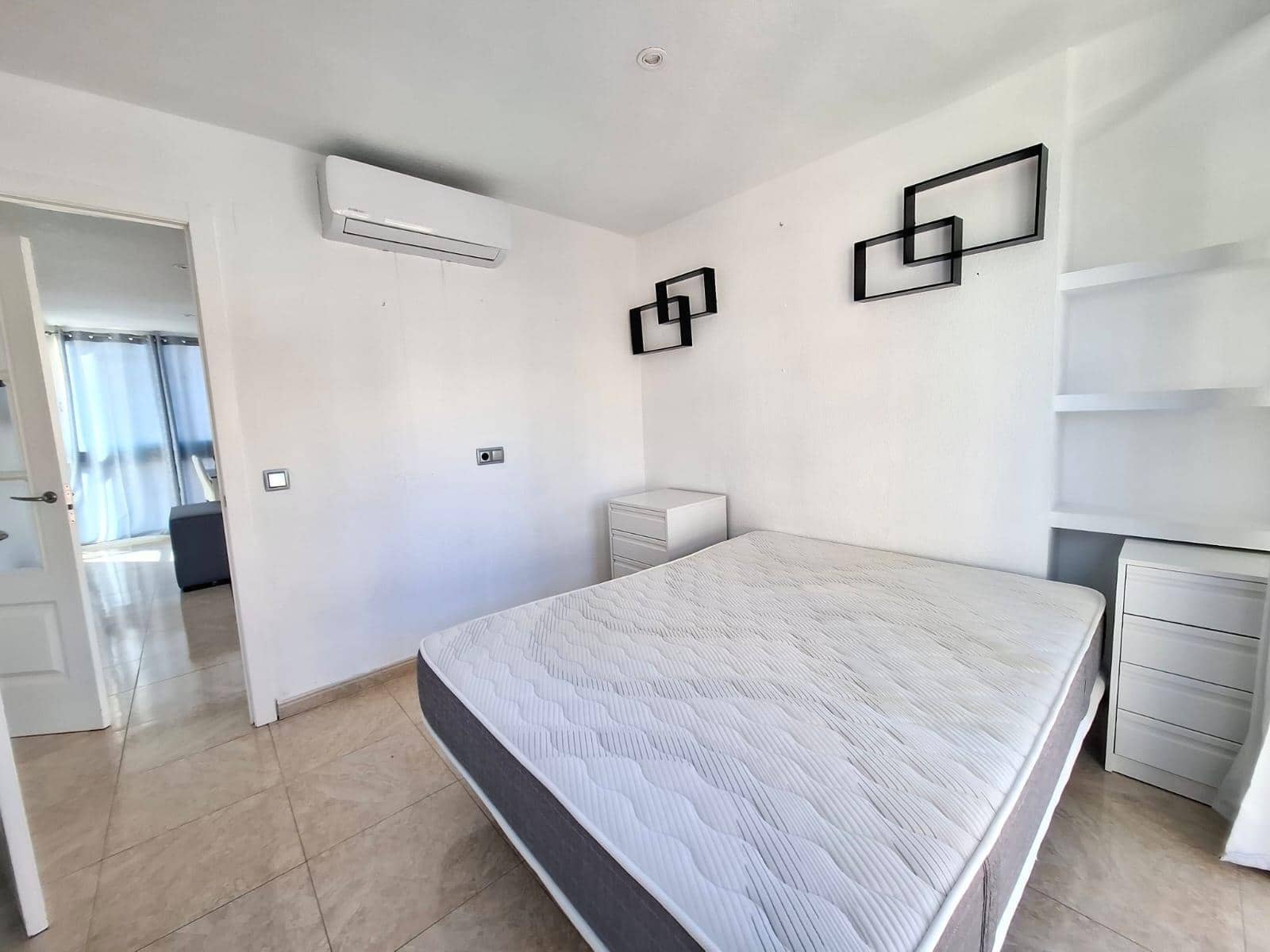2 slaapkamer Appartement te huur in Benidorm met garage - € 1.200 (Ref: 9778270)