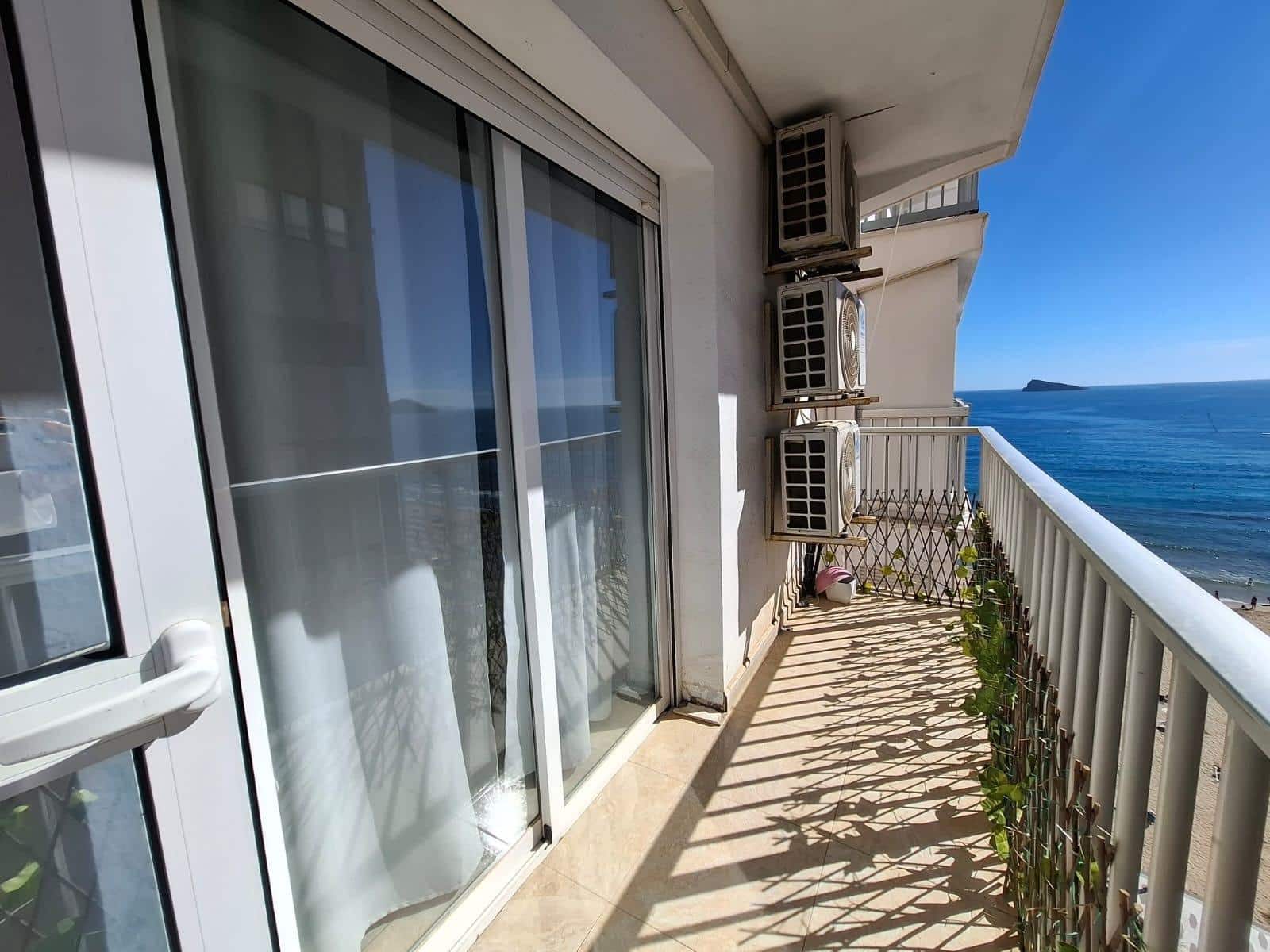 2 slaapkamer Appartement te huur in Benidorm met garage - € 1.200 (Ref: 9778270)