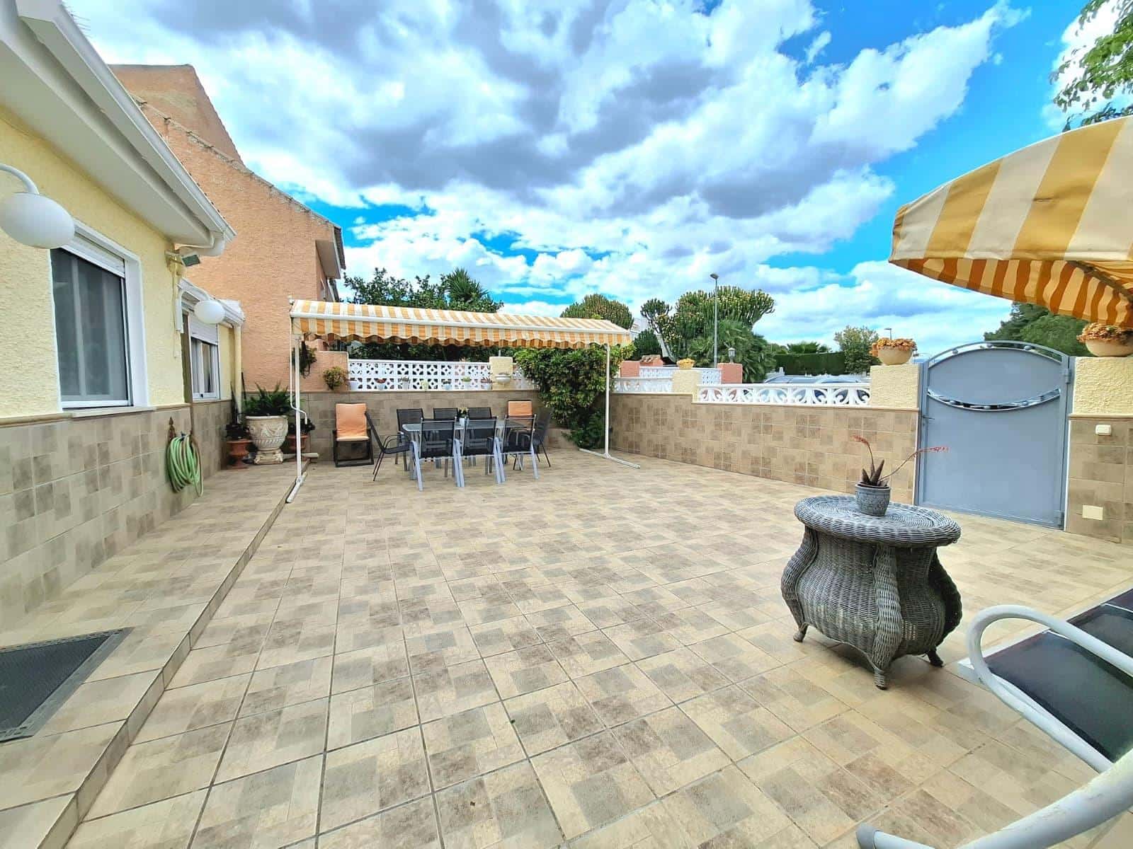 3 bedroom Terraced Villa for sale in La Nucia with pool - € 298,000 (Ref: 9836416)