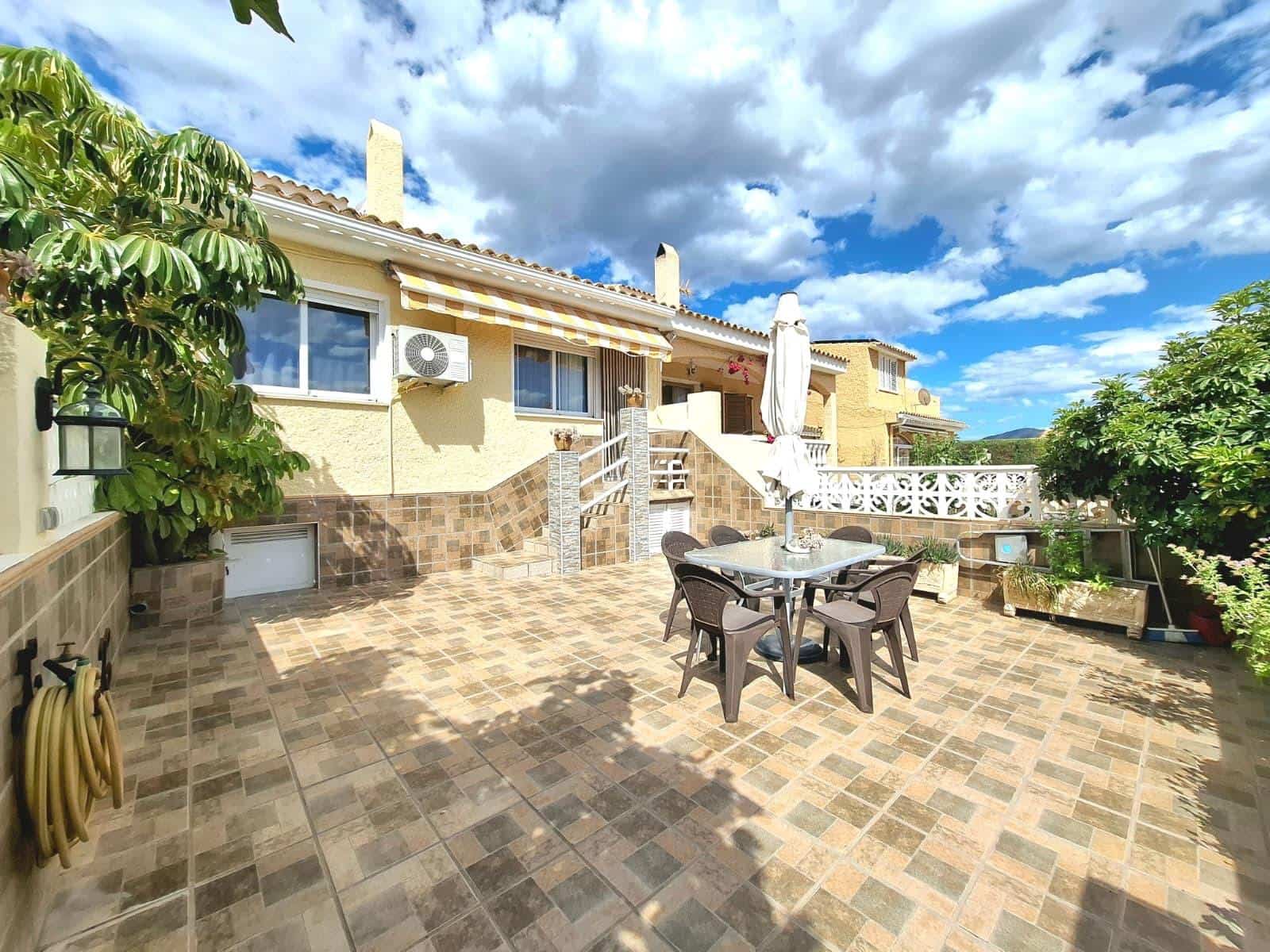 3 bedroom Terraced Villa for sale in La Nucia with pool - € 298,000 (Ref: 9836416)