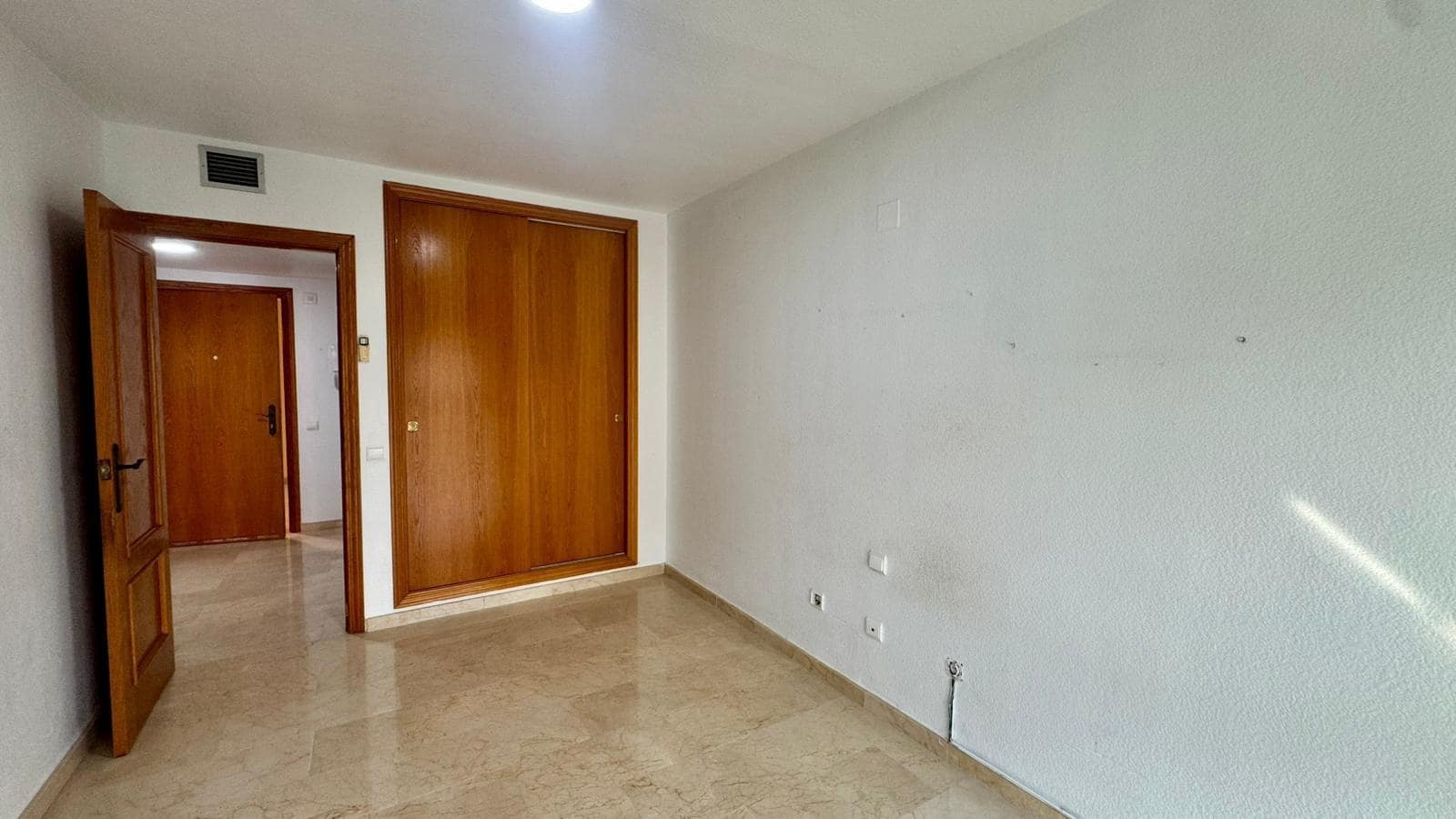 1 bedroom Apartment for sale in La Villajoyosa / Vila Joiosa with pool - € 182,000 (Ref: 9851871)