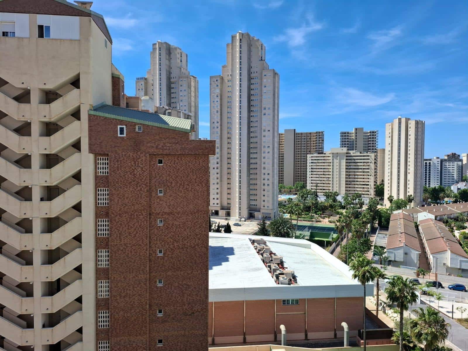 2 Zimmer Apartment zu verkaufen in Benidorm mit Pool Garage - 245.000 € (Ref: 9855559)