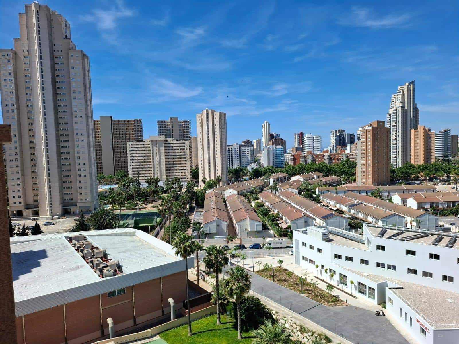 2 Zimmer Apartment zu verkaufen in Benidorm mit Pool Garage - 245.000 € (Ref: 9855559)