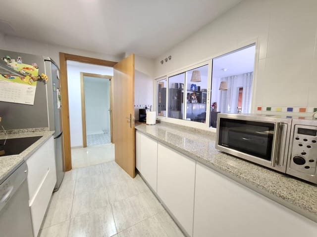 Apartamento de 1 habitación en La Villajoyosa / Vila Joiosa en venta con piscina garaje - 199.900 € (Ref: 9861961)
