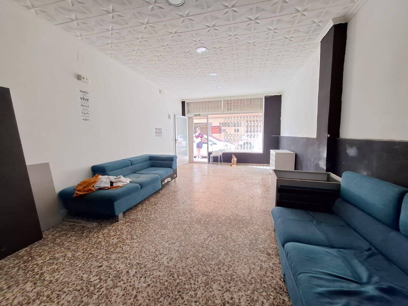 Commercieel te koop in La Villajoyosa / Vila Joiosa - € 97.000 (Ref: 9865280)