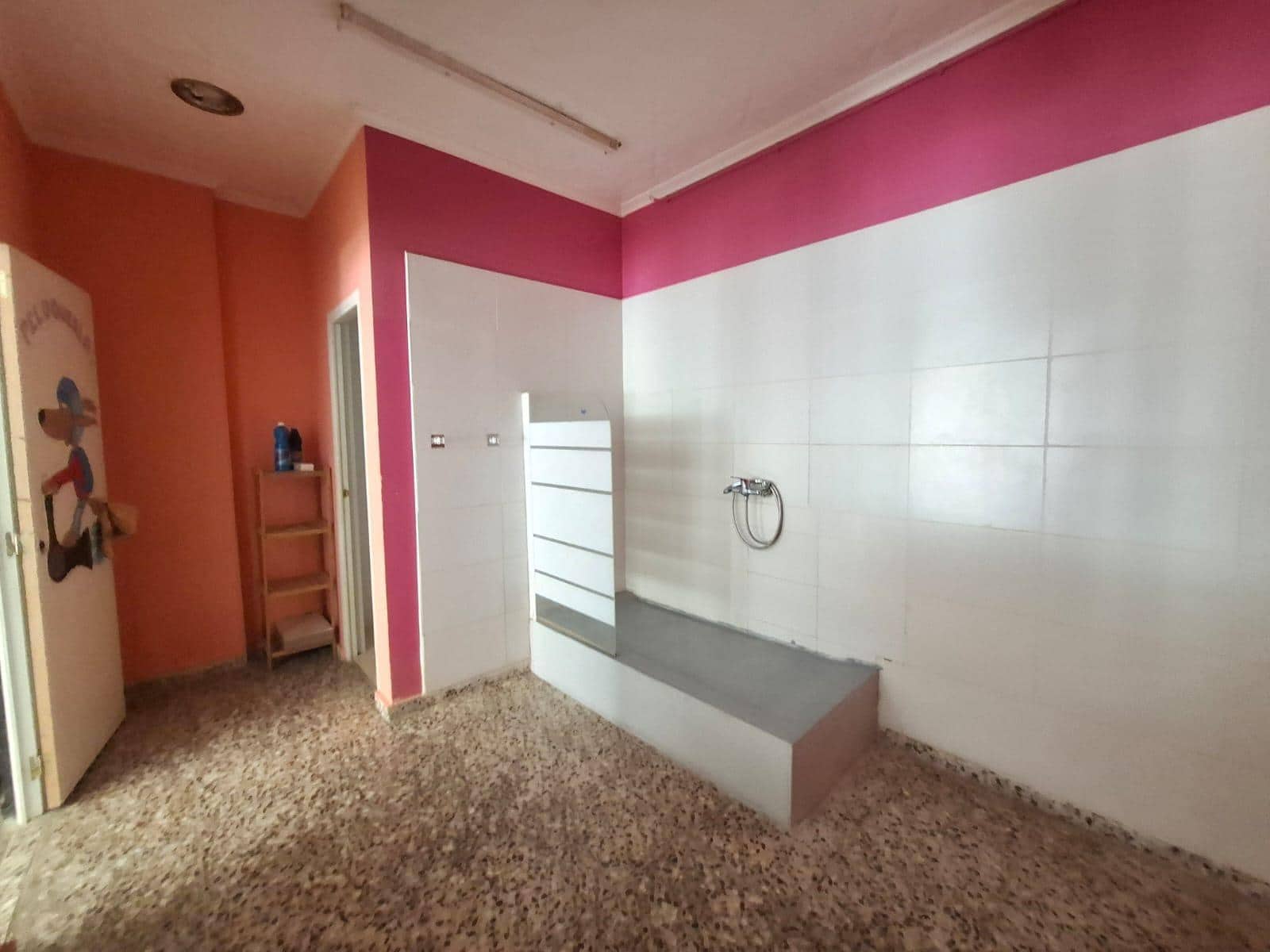 Commercieel te koop in La Villajoyosa / Vila Joiosa - € 97.000 (Ref: 9865280)
