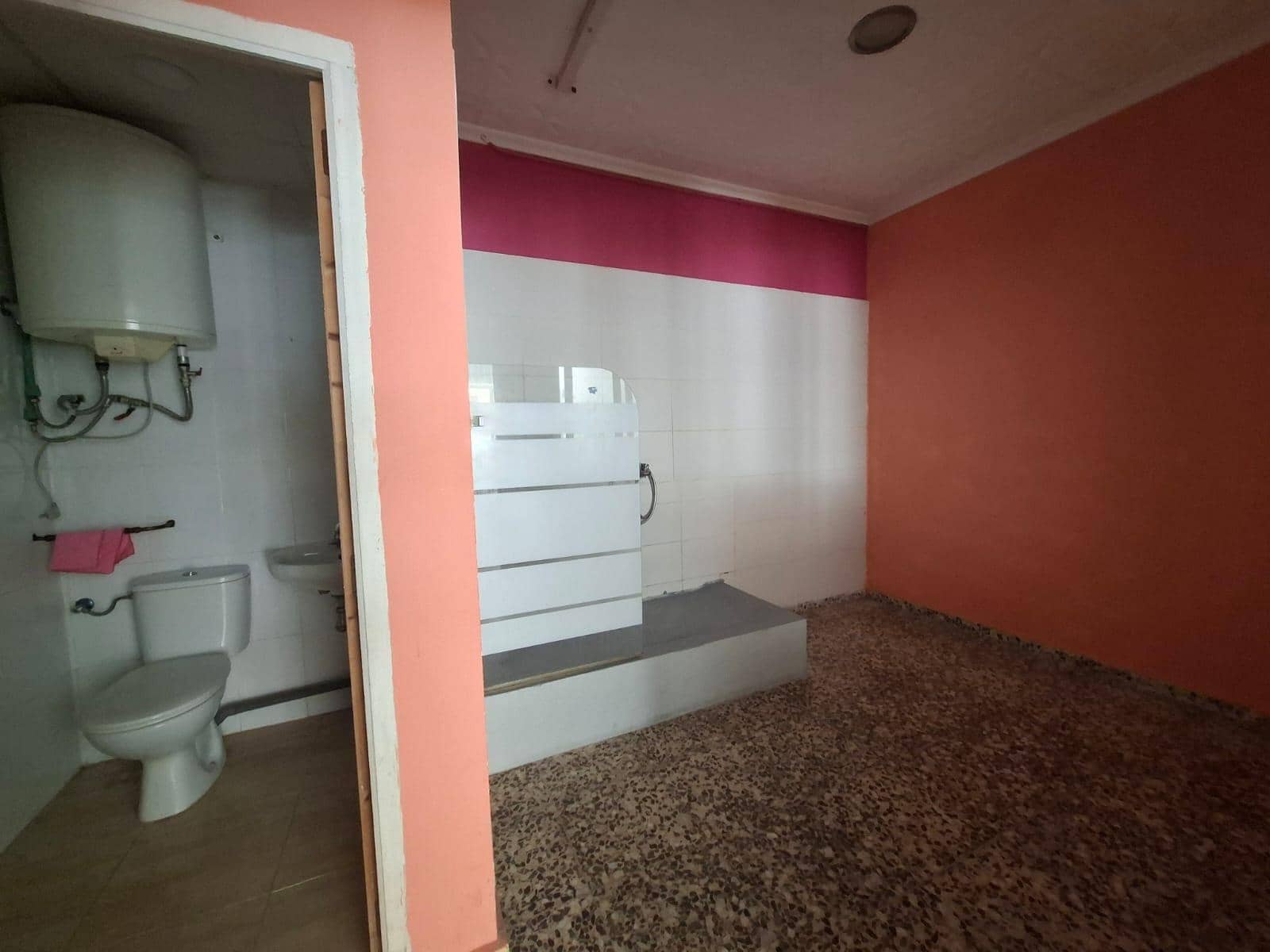 Commercieel te koop in La Villajoyosa / Vila Joiosa - € 97.000 (Ref: 9865280)