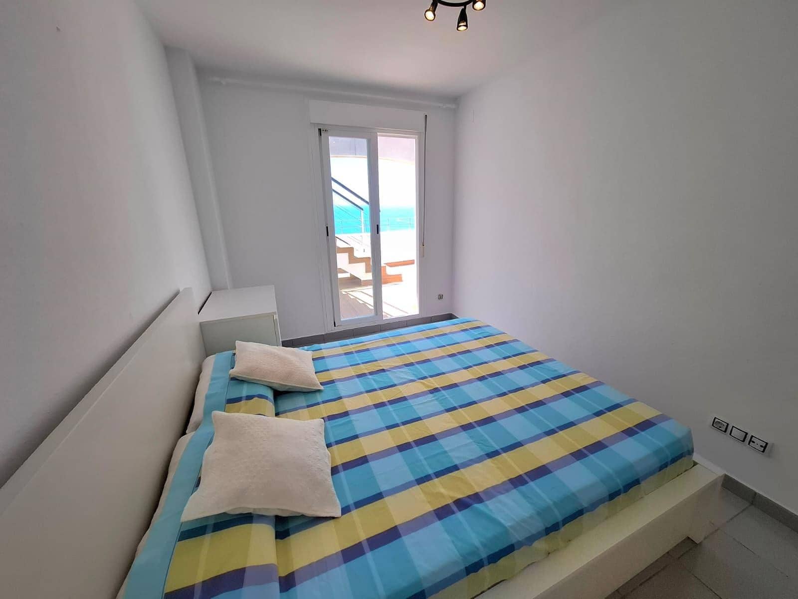 2 soverom Penthouse til salgs i Benidorm med svømmebasseng - € 485 000 (Ref: 9890492)