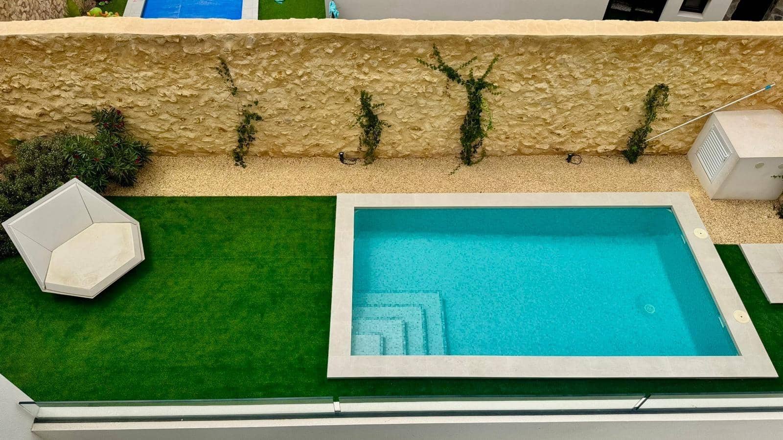 Chalet de 3 habitaciones en Finestrat en venta con piscina garaje - 735.950 € (Ref: 9908105)