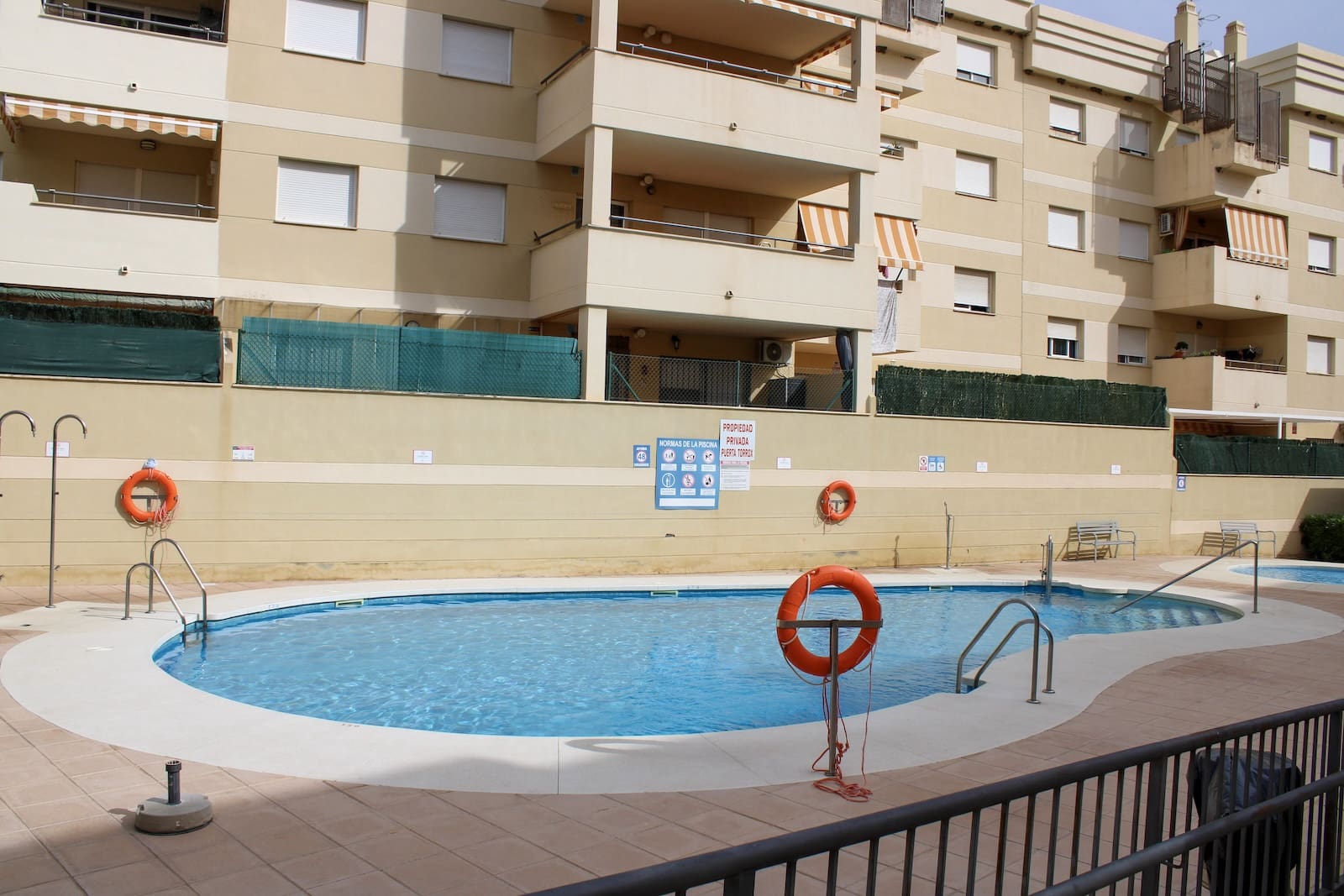 2 soverom Leilighet til salgs i Torrox med svømmebasseng garasje - € 245 000 (Ref: 10034474)