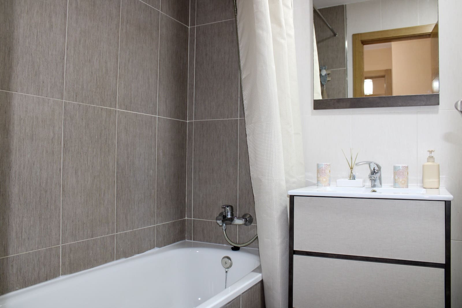 2 soverom Leilighet til salgs i Torrox med svømmebasseng garasje - € 245 000 (Ref: 10034474)