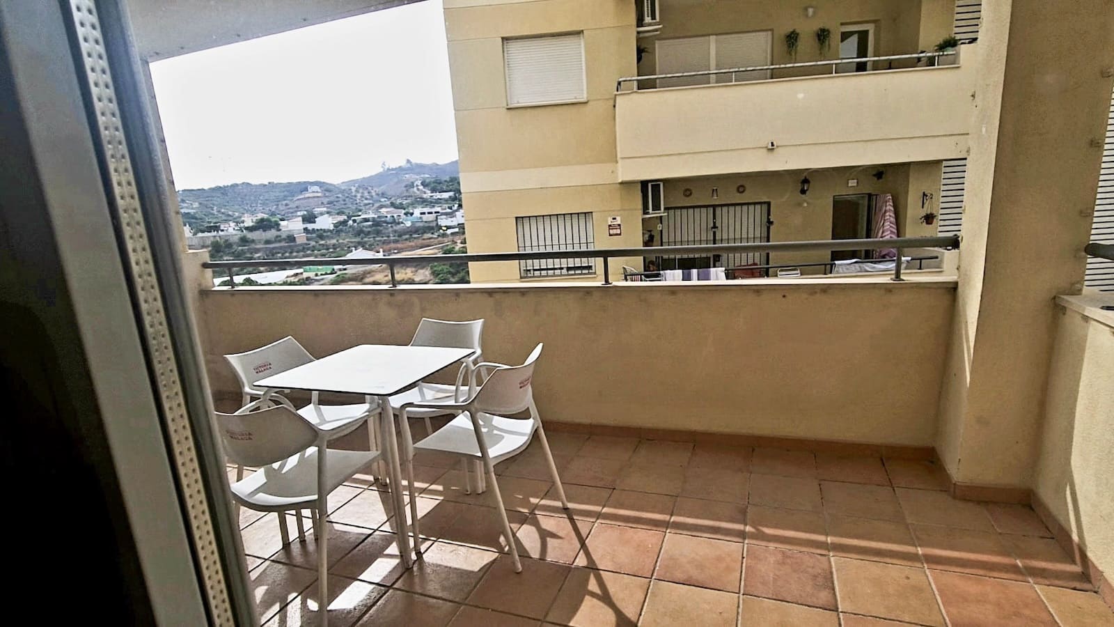 2 soverom Leilighet til salgs i Torrox med svømmebasseng garasje - € 245 000 (Ref: 10034474)