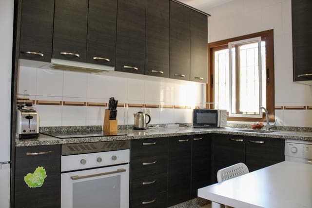 3 makuuhuone Omakotitalo myytävänä paikassa Nueva Nerja, Nerja mukana uima-altaan 
autotalli - 510 000 € (Ref: 10086718)