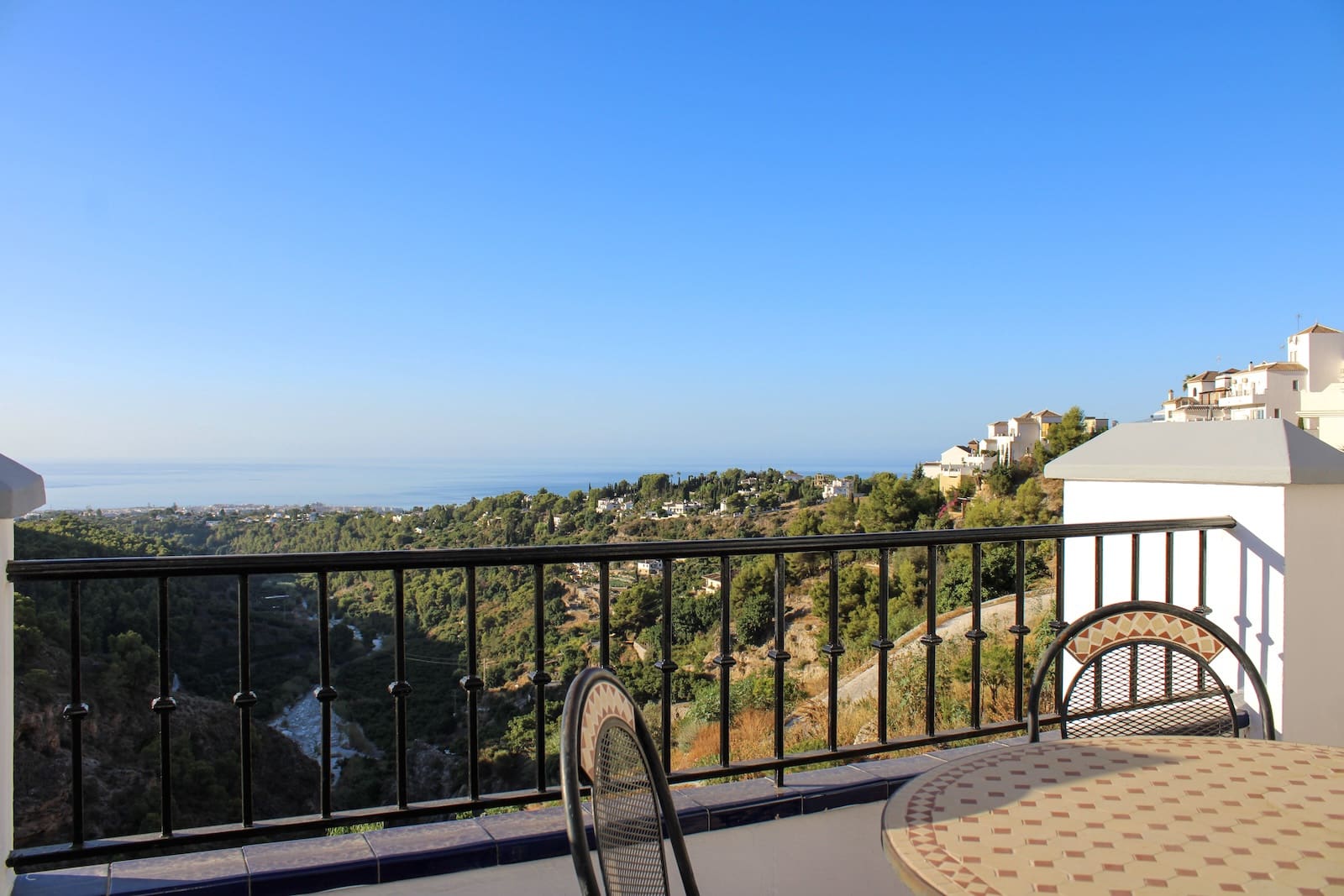 3 slaapkamer Halfvrijstaande villa te koop in Frigiliana met zwembad - € 950.000 (Ref: 10086719)
