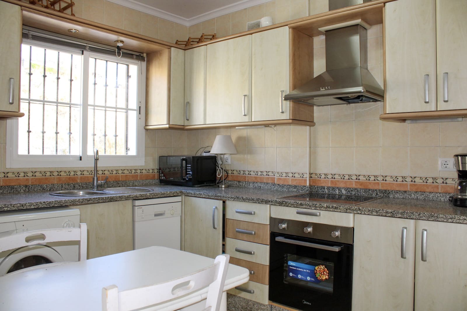 3 slaapkamer Halfvrijstaande villa te koop in Frigiliana met zwembad - € 950.000 (Ref: 10086719)