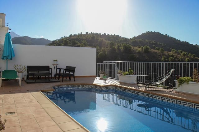 3 slaapkamer Halfvrijstaande villa te koop in Frigiliana met zwembad - € 950.000 (Ref: 10086719)