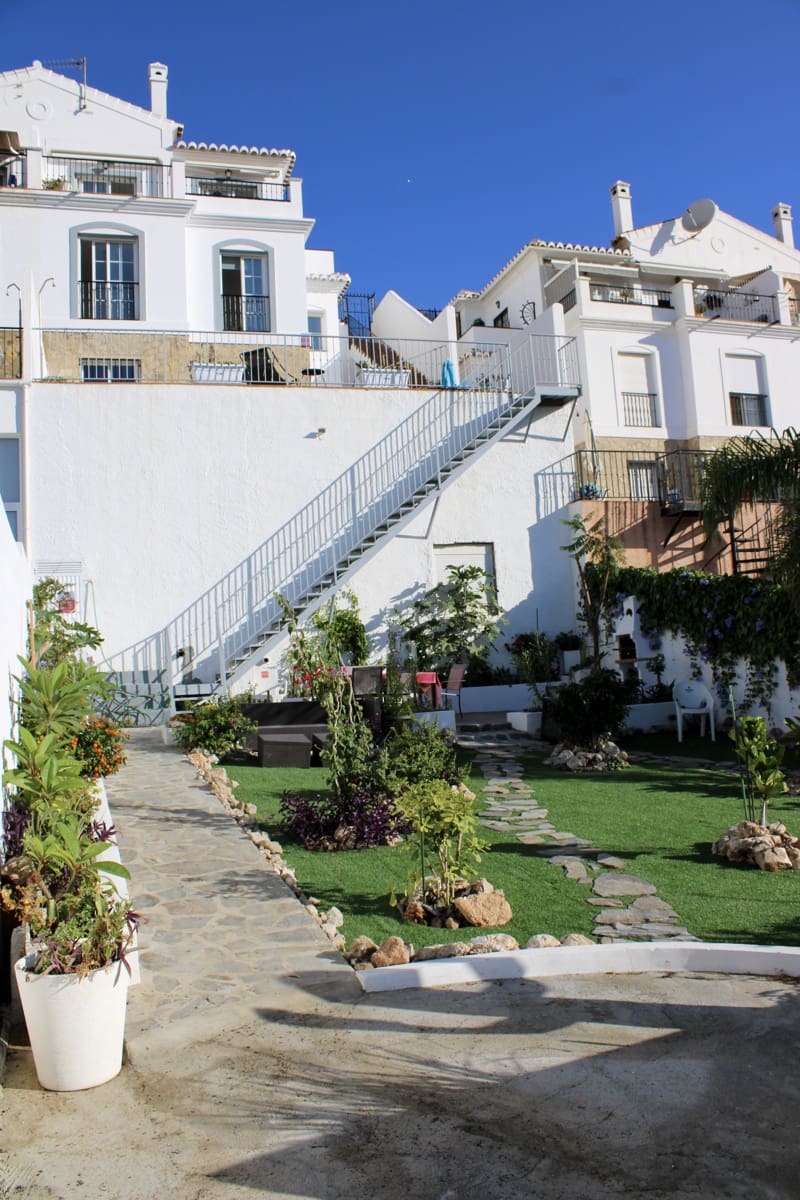 3 slaapkamer Halfvrijstaande villa te koop in Frigiliana met zwembad - € 950.000 (Ref: 10086719)