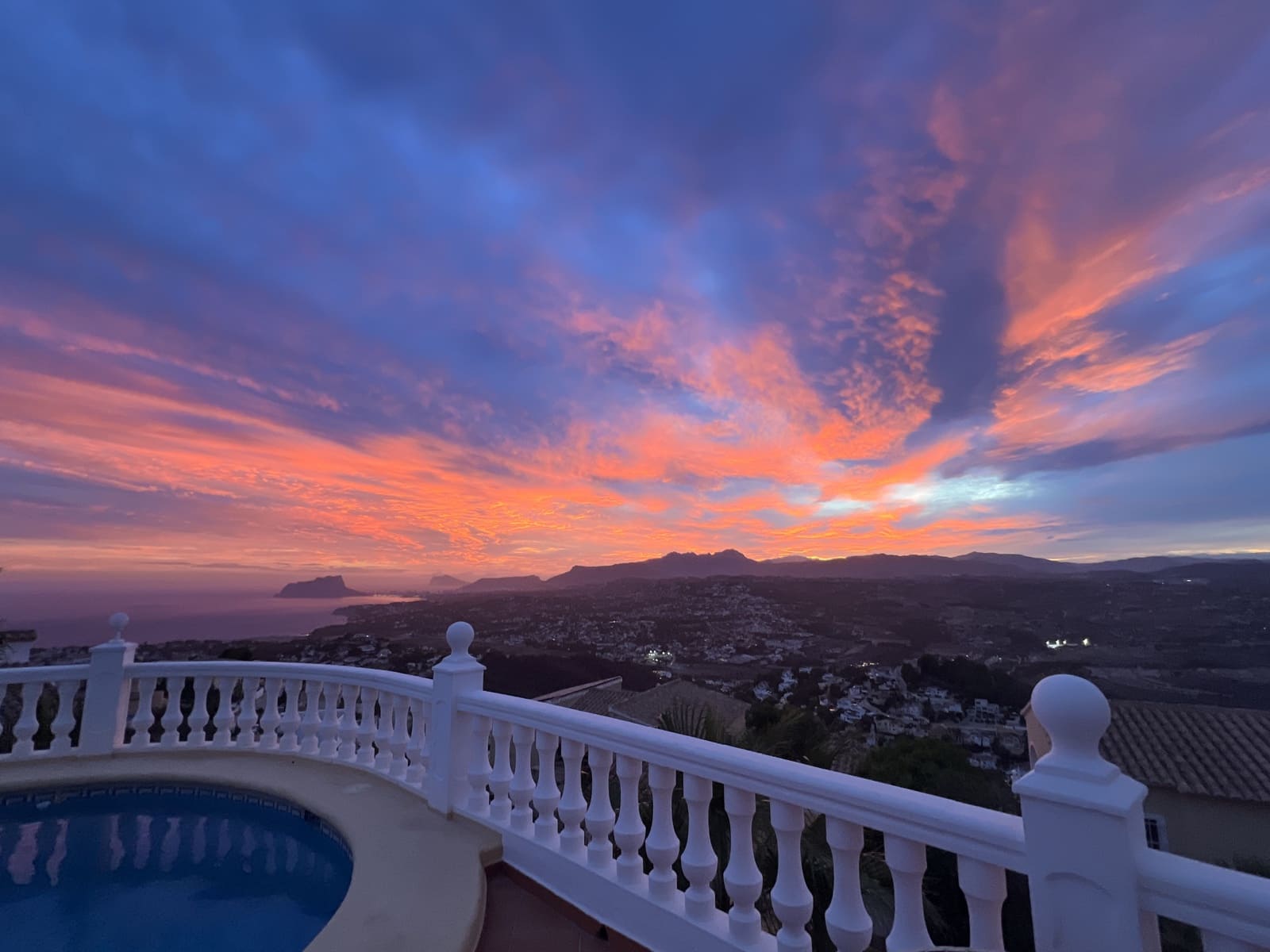 3 bedroom Villa for sale in Cumbre del Sol with pool garage - € 665,000 (Ref: 10094648)