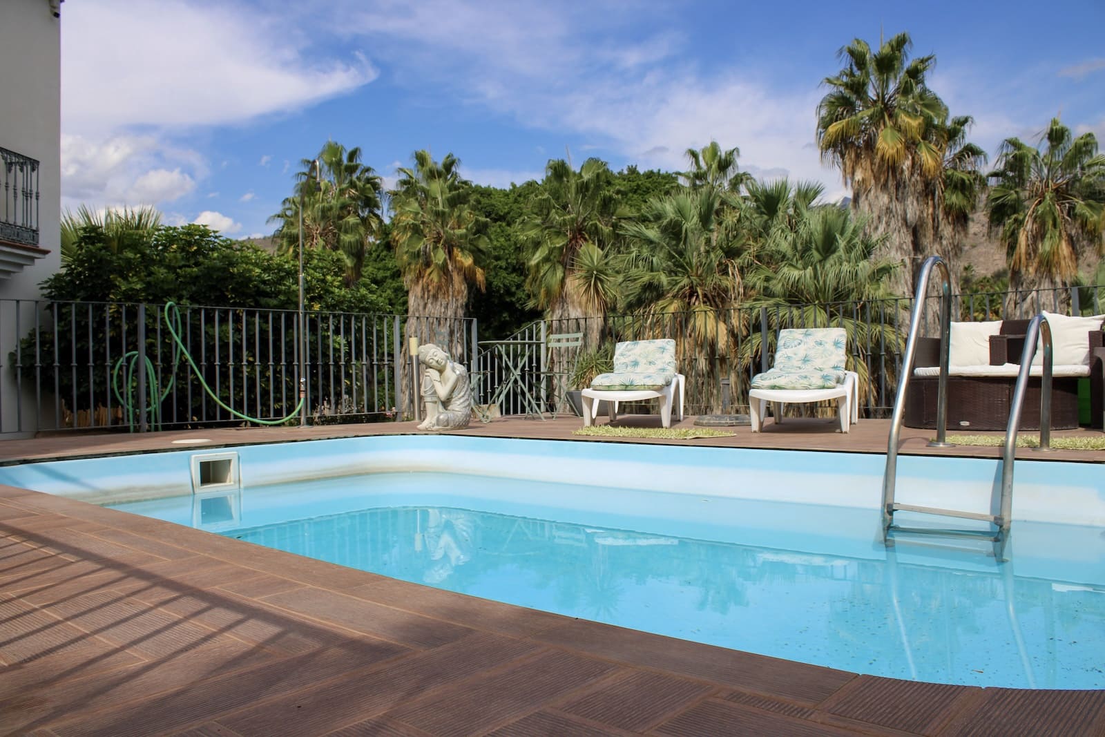 4 bedroom Villa for sale in Nerja with pool garage - € 929,000 (Ref: 10163612)